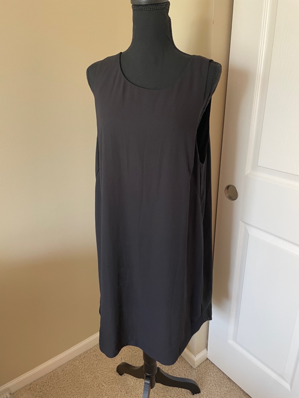 H&M Black Sleeveless Mini Dress